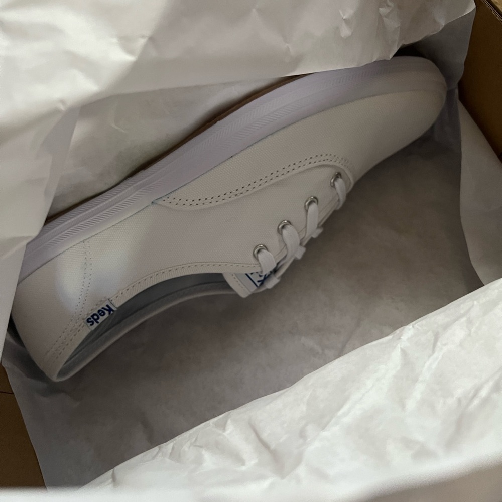NWT & BOX Keds Women Classic Canvas Sneakers - Picture 7 of 11
